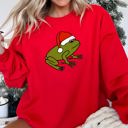 XXXL Red Santa Frog Christmas Retro Toad Vintage Cartoon Illustration Festive Holiday Cozy Sweatshirt