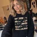  Distressed Bats, Spooky Stars, Halloween Aesthetic, Vintage Grunge Sweatshirt