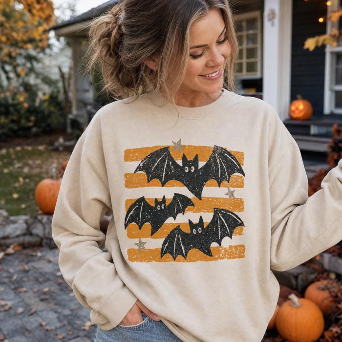 Distressed Bats, Spooky Stars, Halloween Aesthetic, Vintage Grunge Sweatshirt