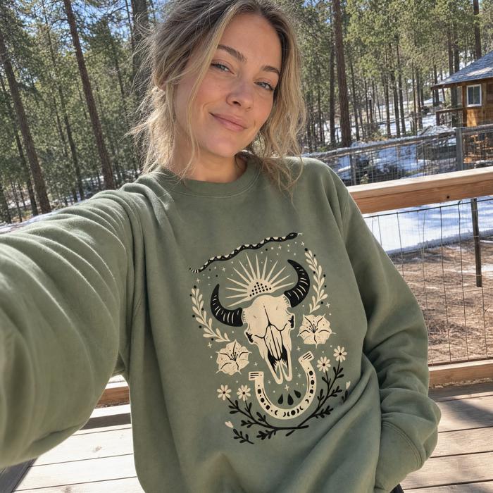 Western, Cow Skull, Flowers, Country, Cowboy Sweatshirt