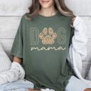 XXL Moss Dark Green Dog Mama Retro Vintage Classic Cozy Dog Lover Art Print For Dog Parents And Friends Everywhere Comfort Colors Tee