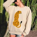 Medium Sand Leopard Heart Spots Valentine's Day Leopard Print Love Pattern Cozy Vintage Style Sweatshirt