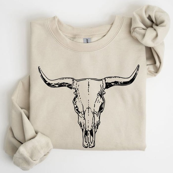 Long Horn, Cow Skull, Rodeo, Cowboy Western Heritage Rustic Vintage Inspired Sweatshirt