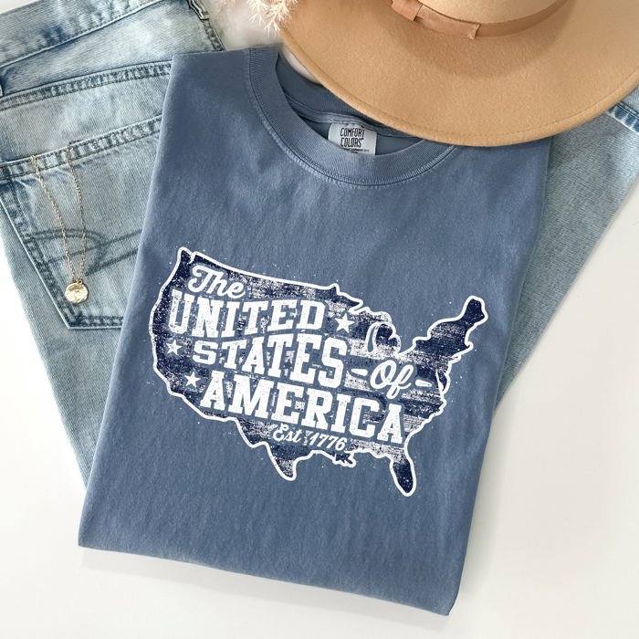 United States Of America Patriotic 4th Of July Flag Design Vintage Distressed Style Comfort Colors Tee