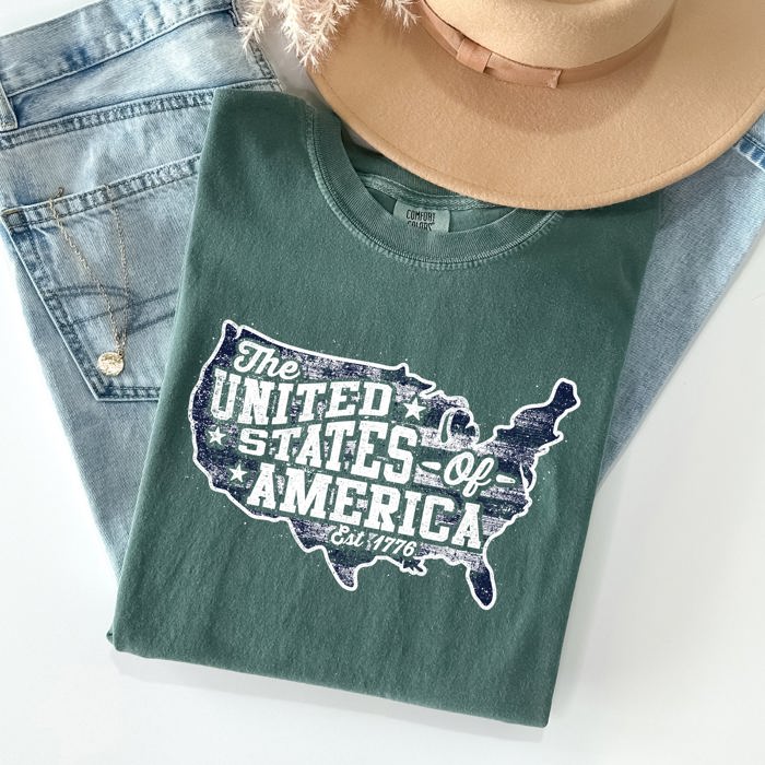 United States Of America Patriotic 4th Of July Flag Design Vintage Distressed Style Comfort Colors Tee