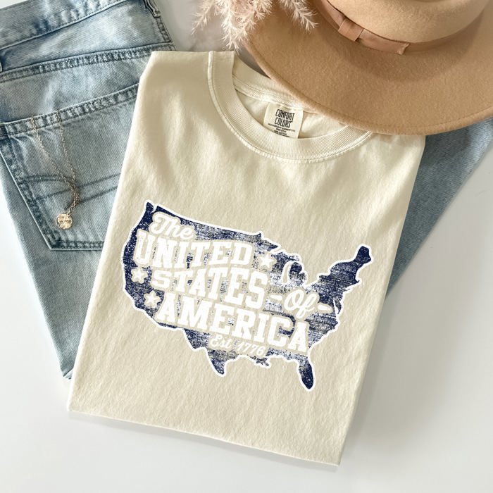 United States Of America Patriotic 4th Of July Flag Design Vintage Distressed Style Comfort Colors Tee