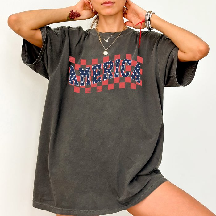 America Retro Patriotic USA Checkered Vintage Flag Inspired Heritage Edition Comfort Colors Tee
