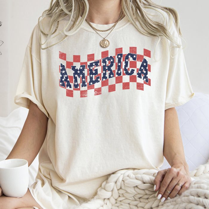 America Retro Patriotic USA Checkered Vintage Flag Inspired Heritage Edition Comfort Colors Tee