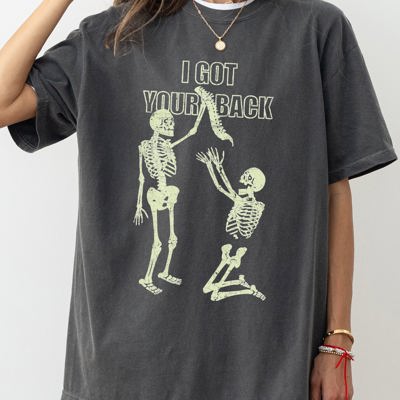 I Got Your Back Skeleton Witch Meme Halloween Spooky Vintage Gothic Graphic Comfort Colors Tee