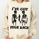 Medium Sand I've Got Your Back Funny Skeleton Retro Aesthetic Vintage Cozy Graphic Sweatshirt