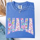  Mama Colorful Floral Patterns Bright Summer Beach Vacation Mood Floral Design Comfort Colors Tee