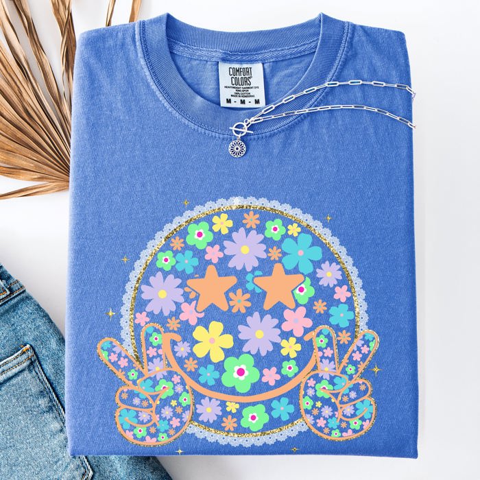 Pastel Retro Smiley Face Stars Beach Ready Vacation Sunshine Summer Fun Comfort Colors Tee