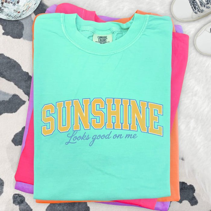 Sunshine Looks Good On Me Beach Ready Vacation Sunshine Summer Fun Comfort Colors Tee