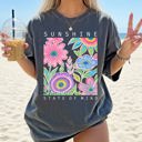 XXL Pepper Dark Gray Sunshine State Of Mind Beach Vibes Flowers Colorful Summer Tropical Comfort Colors Tee
