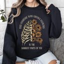  Find Someone Who Grows Flowers Skeleton Cowgirl Floral Western Skeleton Art Design Sweatshirt