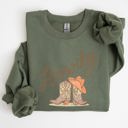  Howdy Cowboy Boots Western Country Cowgirl Rustic Rodeo Style Artsy Vintage Print Cozy Fleece Sweatshirt
