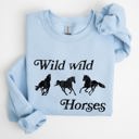  Wild Wild Horses Country Cowboy Retro Cowgirl Western Spirit Vintage Americana Classic Ride Rodeo Soul Sweatshirt