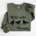  Wild Wild Horses Country Cowboy Retro Cowgirl Western Spirit Vintage Americana Classic Ride Rodeo Soul Sweatshirt
