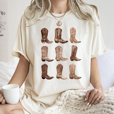 Cowboy Boots Western Retro Vintage Country Style Nostalgia Rustic Heritage Comfort Colors Tee