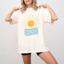 XXXL Ivory Cream Sunny Beach Waves Summer Vibes Vacation Mykonos Hot Girl Summer Comfort Colors Tee