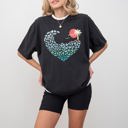 XXL Black Summer Wave Heart Sunset Beach Vibes Hot Girl Summer Vacation Comfort Colors Tee