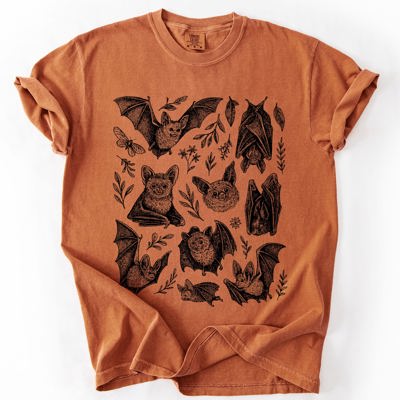 Vintage Bats Gothic Cottagecore 90s Halloween Dark Aesthetic Edition Comfort Colors Tee
