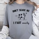 Large Granite Don't Scare Me I Fart Easily Cow Humorous Quote For Cow Lovers Comfort Colors Tee