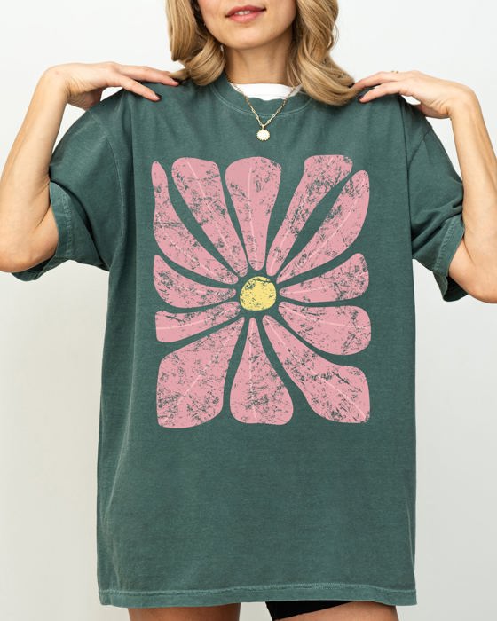 Gorgeous Abstract Flower Boho Floral Design Summer Vibes Garden Festival Nature Inspired Vintage Look Comfort Colors Tee