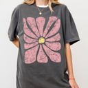 Large Pepper Dark Gray Gorgeous Abstract Flower Boho Floral Design Summer Vibes Garden Festival Nature Inspired Vintage Look Comfort Colors Tee