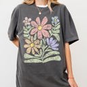 Large Pepper Dark Gray Groovy Gorgeous Abstract Flowers Boho Floral Design Summer Vibes Gardening Festival Nature Inspired Comfort Colors Tee