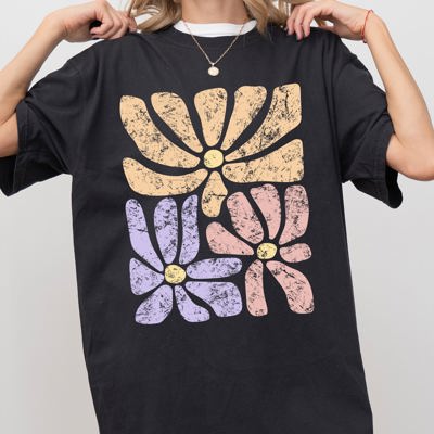 Lovely Gorgeous Abstract Flowers Boho Floral Design Summer Vibes Comfort Colors Tee