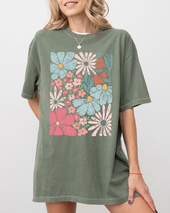 Blossoms Gorgeous Abstract Flowers Boho Floral Design Summer Vibes Gardening Festival Nature Comfort Colors Tee