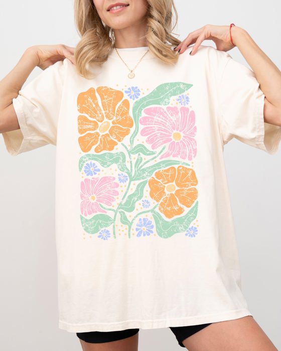 Soft Gorgeous Abstract Boho Floral Summer Vibes Gardening Festival Nature Comfort Colors Tee