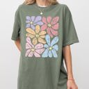 Medium Moss Dark Green Striking Abstract Flowers Boho Floral Design With Summer Vibes Nature Gardening Festival Comfort Colors Tee