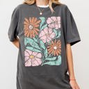 Large Pepper Dark Gray Bohemian Gorgeous Abstract Flowers Boho Floral Design Summer Vibes Gardening Festival Nature Comfort Colors Tee