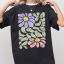 XXL Black Vintage Gorgeous Abstract Flowers Boho Floral Design Inspired By Nature And Summer Festivals Comfort Colors Tee