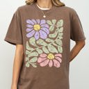 XL Espresso Brown Vintage Gorgeous Abstract Flowers Boho Floral Design Inspired By Nature And Summer Festivals Comfort Colors Tee