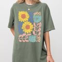  Bold Gorgeous Abstract Flowers Boho Floral Design For Summer Vibes And Garden Festival Nature Comfort Colors Tee