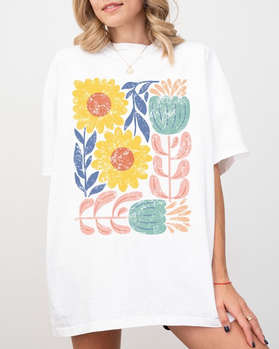 Bold Gorgeous Abstract Flowers Boho Floral Design For Summer Vibes And Garden Festival Nature Comfort Colors Tee