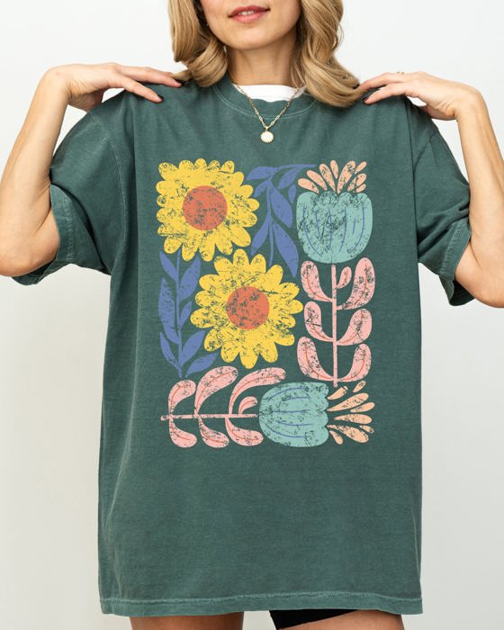 Bold Gorgeous Abstract Flowers Boho Floral Design For Summer Vibes And Garden Festival Nature Comfort Colors Tee