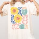 Medium Ivory Cream Bold Gorgeous Abstract Flowers Boho Floral Design For Summer Vibes And Garden Festival Nature Comfort Colors Tee