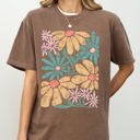  Chic Gorgeous Abstract Flowers Boho Floral Design Summer Vibes Gardening Festival Nature Comfort Colors Tee