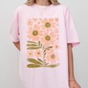 XL Blossom Light Pink Autumn Folk Art Flowers Botanical Simplicity Fall Thanksgiving Halloween Floral Pattern Comfort Colors Tee