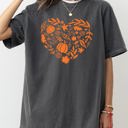  Autumn Heart Design Pumpkins Flowers Leaves Fall Thanksgiving Halloween Comfort Colors Tee