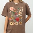  Autumn Pressed Flowers With Botanical Leaves And Rustic Fall Aesthetic For Nature Lovers Comfort Colors Tee