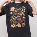  Autumn Pressed Flowers With Botanical Leaves And Rustic Fall Aesthetic For Nature Lovers Comfort Colors Tee