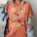  Autumn Pressed Flowers With Botanical Leaves And Rustic Fall Aesthetic For Nature Lovers Comfort Colors Tee
