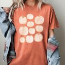 Medium Yam Autumn Pumpkins, Simplicity, Fall, Thanksgiving, Halloween Seasonal Comfort Colors Tee