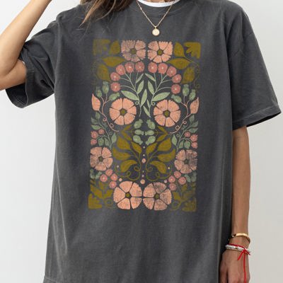 Fall Folk Art Flowers Botanical Simplicity Autumn Thanksgiving Halloween Floral Comfort Colors Tee