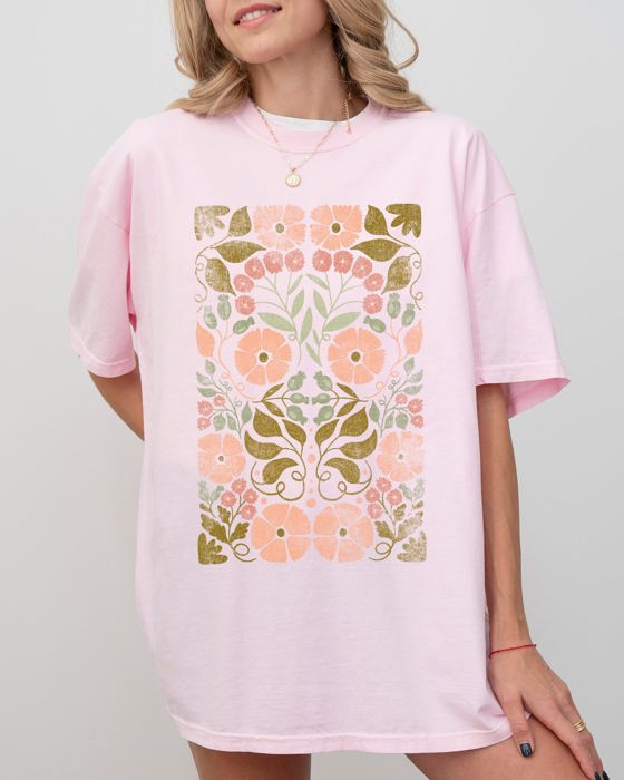 Fall Folk Art Flowers Botanical Simplicity Autumn Thanksgiving Halloween Floral Comfort Colors Tee